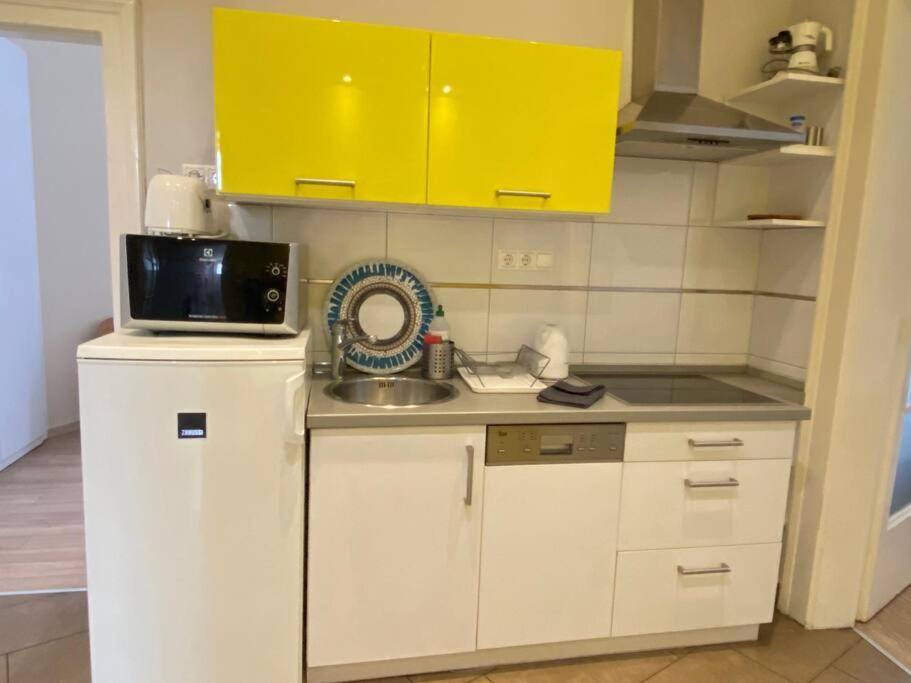 Orangehomes One Bedroom Comfy Apartment Budapest Bagian luar foto