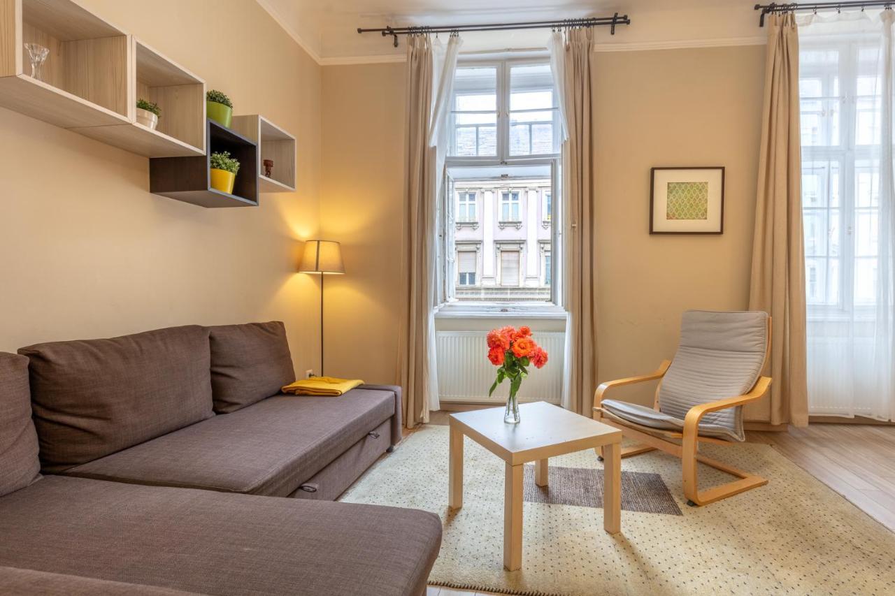 Orangehomes One Bedroom Comfy Apartment Budapest Bagian luar foto